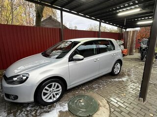 2011 Volkswagen Golf VI, серебристый, 900000 рублей, вид 4