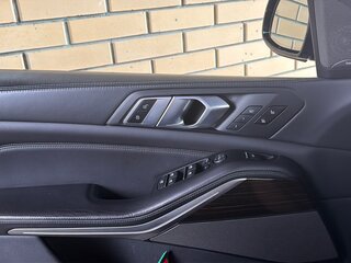 2020 BMW X5 M50d IV (G05/G18), чёрный, 7100000 рублей, вид 3