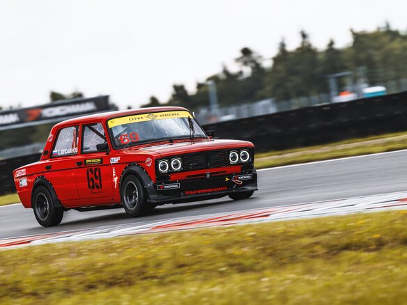1986 Спортивные авто и реплики GT & Touring, красный, 1500000 рублей