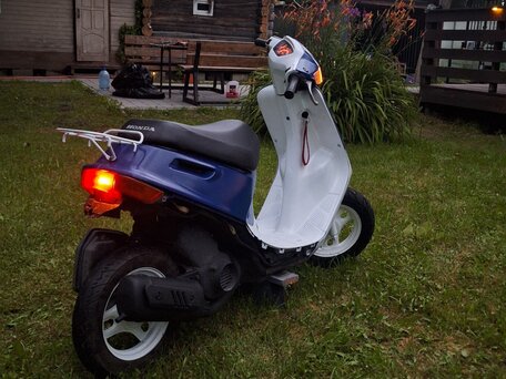 1998 Honda Dio, белый, 40000 рублей, вид 2