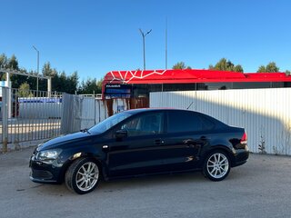 2013 Volkswagen Polo V, чёрный, 685000 рублей, вид 5