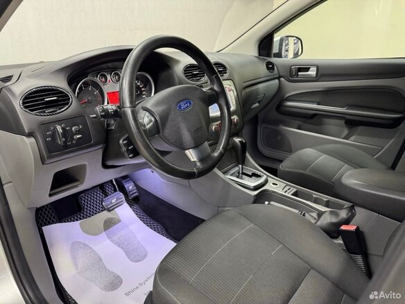 2009 Ford Focus II Рестайлинг, серебристый, 750000 рублей - вид 20