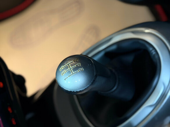 2012 Nissan Juke I, красный - вид 14