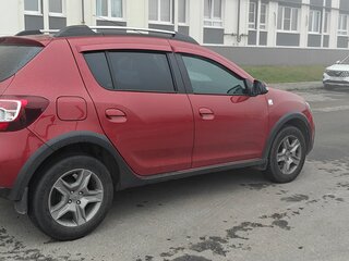 2020 Renault Sandero Stepway II Рестайлинг, красный, 820000 рублей, вид 2