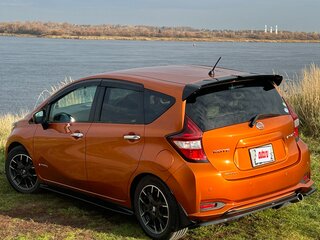 2017 Nissan Note e-Power II Рестайлинг, оранжевый, 1200000 рублей, вид 5