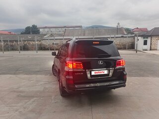 2010 Lexus LX 570 III, чёрный, 3600000 рублей, вид 3