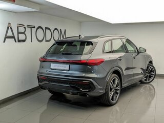 2026 Audi Q5 45 TFSI III (GU), серый, 8400000 рублей, вид 3