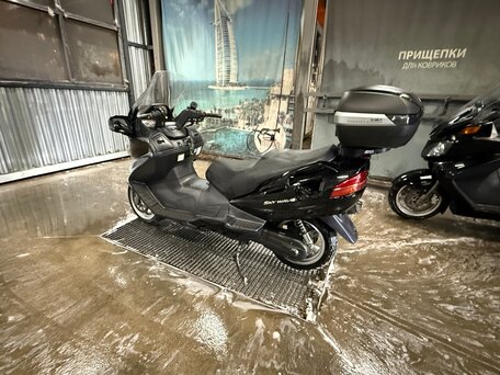 2009 Suzuki Burgman (SkyWave) 650, чёрный, 320000 рублей, вид 2