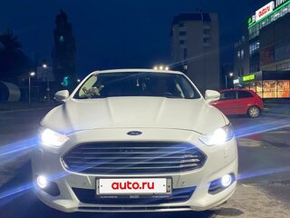 2016 Ford Mondeo V, белый, 1197999 рублей, вид 4