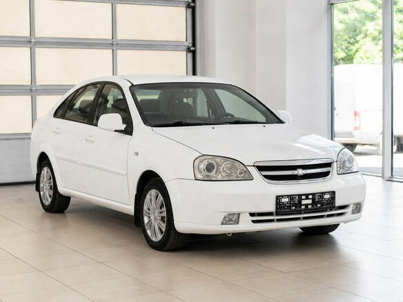 2011 Chevrolet Lacetti I, белый, 450000 рублей