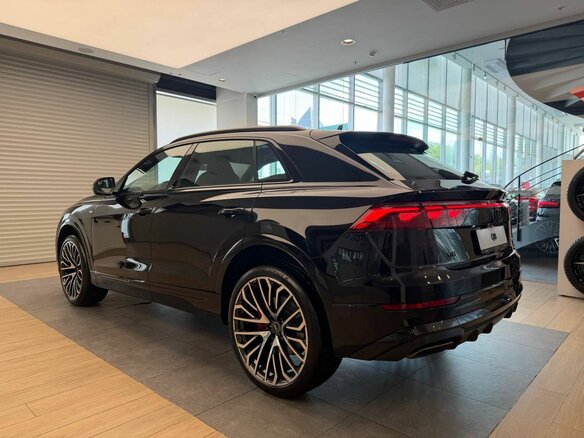 2026 Audi Q8 45 TDI I (4M) Рестайлинг, чёрный, 17490000 рублей - вид 6