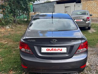 2014 Hyundai Solaris I, серый, 780000 рублей, вид 4