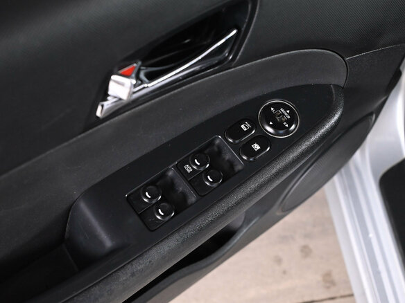 2011 Hyundai i30 I Рестайлинг, серебристый - вид 14