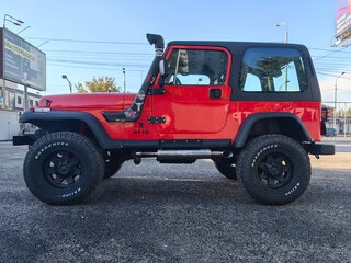 1992 Jeep Wrangler I (YJ), красный, 4000000 рублей, вид 4
