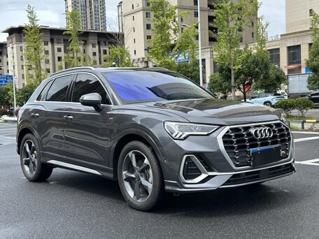 2021 Audi Q3 35 TFSI II (F3), серый, 2270000 рублей, вид 1