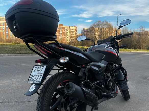 2022 Bajaj Pulsar 180, чёрный, 151000 рублей - вид 3