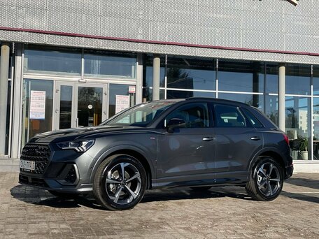 Audi Q3 II (F3)