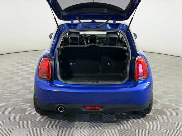 2019 Mini Hatch Cooper III (F55/F56) Рестайлинг, синий, 1749000 рублей - вид 7