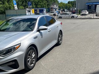 2018 Kia Optima IV Рестайлинг, серебристый, 1000000 рублей, вид 5