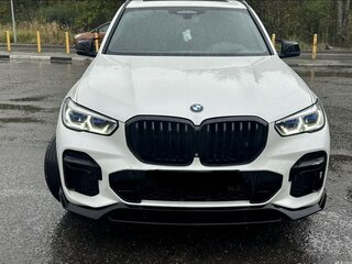 2022 BMW X5 M50i IV (G05/G18), белый, 11000000 рублей, вид 2