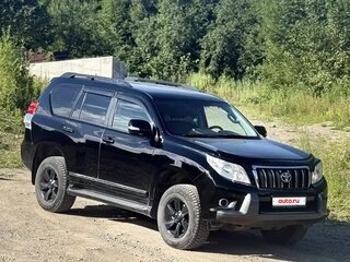 2011 Toyota Land Cruiser Prado 150 Series, чёрный, 3100000 рублей, вид 3