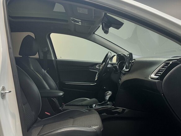 2019 Kia Ceed III, белый, 1875000 рублей - вид 19