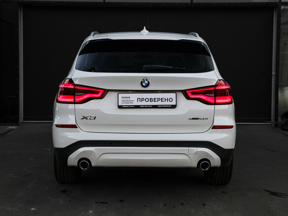2019 BMW X3 20i xDrive III (G01), белый, 2595000 рублей - вид 4