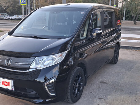 2020 Honda Stepwgn V Рестайлинг, чёрный, 2400000 рублей, вид 2