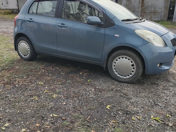 2008 Toyota Yaris Multimode II, серый, 610000 рублей - вид 6