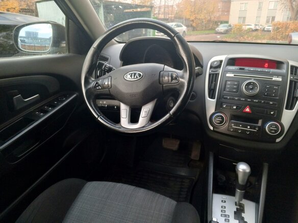 2010 Kia Ceed I Рестайлинг, чёрный, 700000 рублей - вид 6