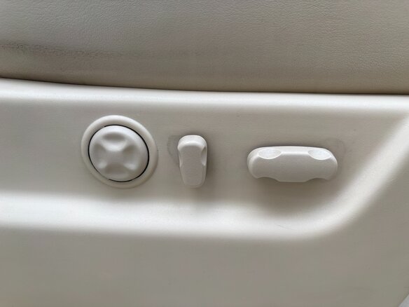 2006 Cadillac Escalade III, красный, 1399000 рублей - вид 18