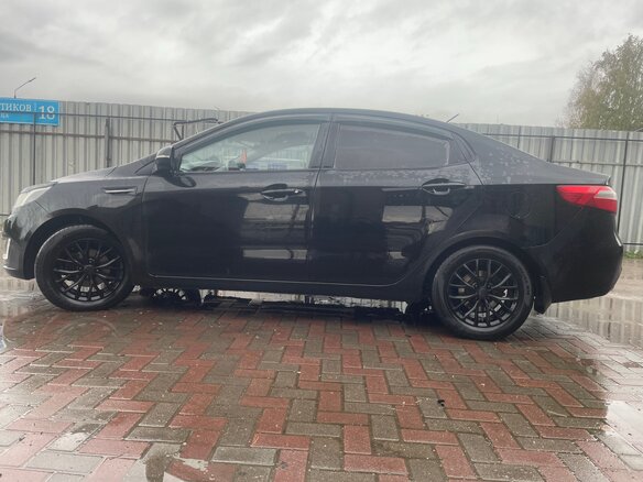 2012 Kia Rio 5-speed III, чёрный, 710000 рублей - вид 7