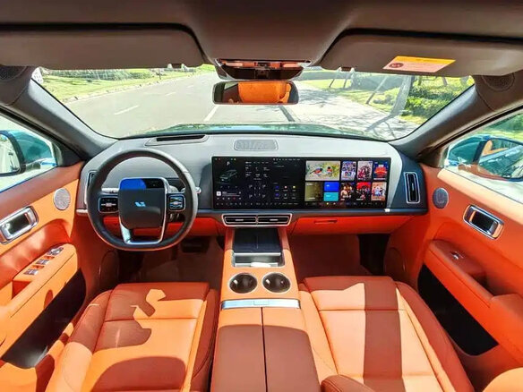 2024 Li Auto (Lixiang) L9 44.5 kWh I, зелёный, 7200110 рублей