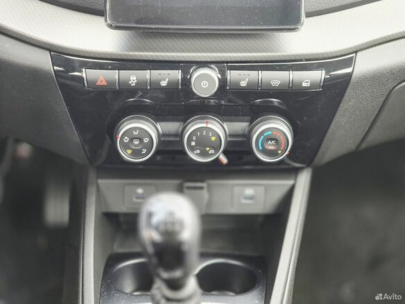 2026 Lada (ВАЗ) Vesta I Рестайлинг (NG), белый, 2015000 рублей - вид 14