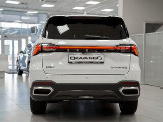 2026 Geely Okavango I Рестайлинг, белый, 4085990 рублей, вид 3