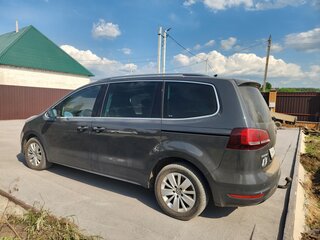 2017 Volkswagen Sharan II Рестайлинг, серый, 1650000 рублей, вид 4