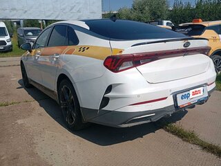 2021 Kia K5 III, белый, 1627500 рублей, вид 4