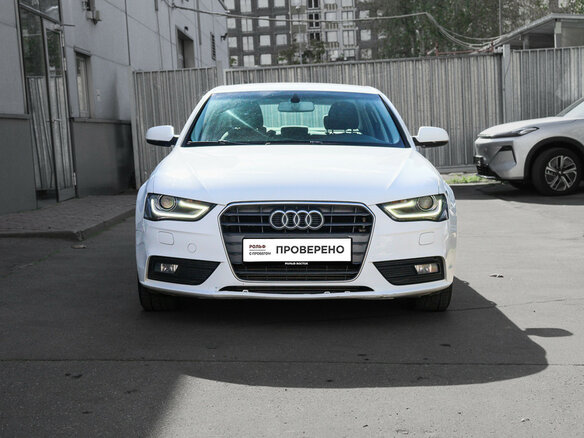 2012 Audi A4 IV (B8) Рестайлинг, белый, 1300000 рублей - вид 1