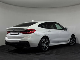 2020 BMW 6 серии Gran Turismo 620d xDrive IV (G32) Рестайлинг, белый, 4329000 рублей, вид 2