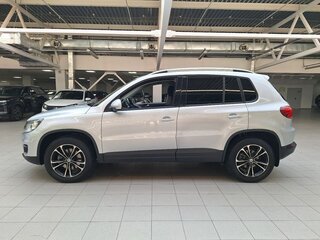 2016 Volkswagen Tiguan Euro 6 I Рестайлинг, серебристый, 1495000 рублей, вид 4
