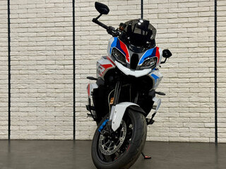 2026 BMW M 1000 XR, белый, 2880000 рублей, вид 2