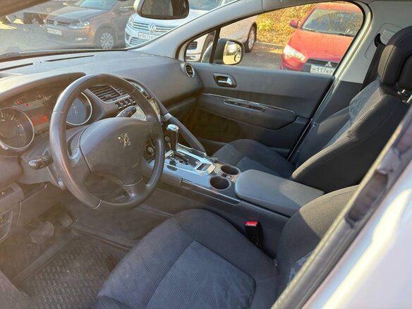 2011 Peugeot 3008 I, белый, 480000 рублей - вид 8