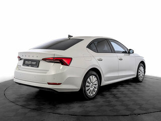 2021 Skoda Octavia IV (A8), белый, 1990000 рублей, вид 5