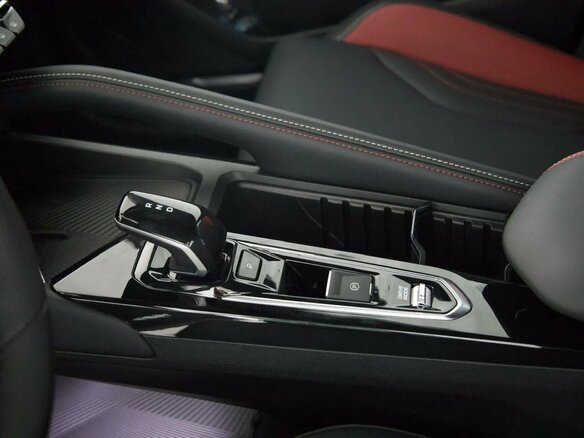 2026 Geely Coolray I Рестайлинг 2, фиолетовый, 2929990 рублей - вид 11