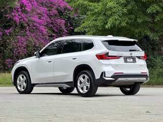 2023 BMW X1 Long 20Li sDrive III (U11/U12), белый, 2700000 рублей, вид 4