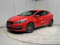 2017 Kia Ceed II Рестайлинг, красный