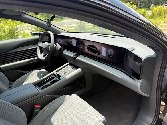 2025 Audi E5 83 kWh, чёрный, 7527315 рублей - вид 12