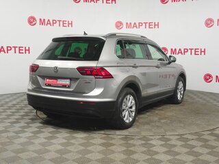 2017 Volkswagen Tiguan II, серебристый, 2235000 рублей, вид 5