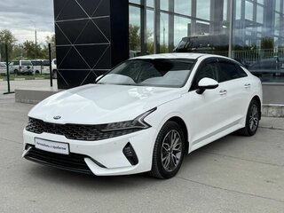 2021 Kia K5 III, белый, 2550000 рублей, вид 1
