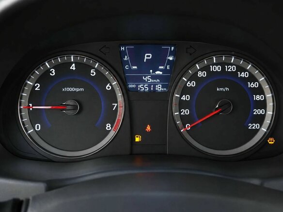 2012 Hyundai Solaris I, серебристый, 825000 рублей - вид 9